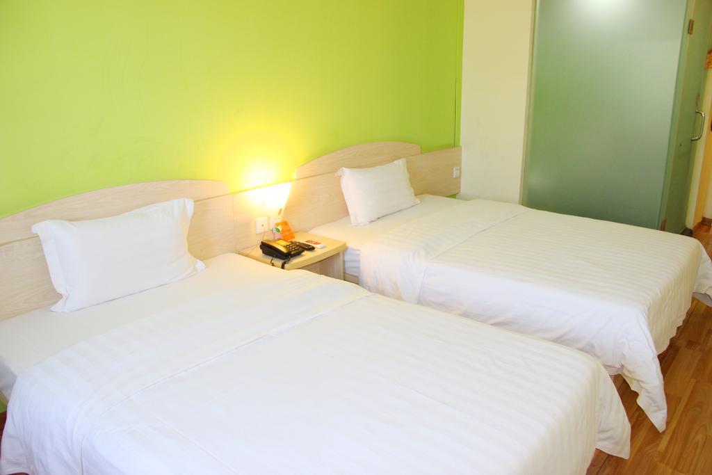 7Days Inn Beijing Liujiayao Station Exterior photo
