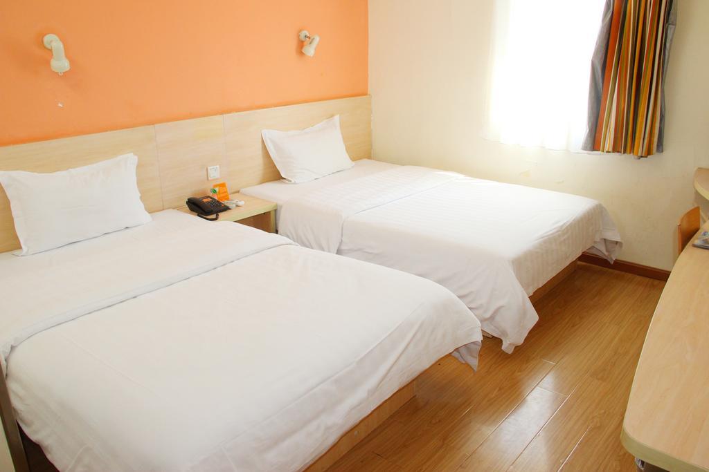 7Days Inn Beijing Liujiayao Station Exterior photo