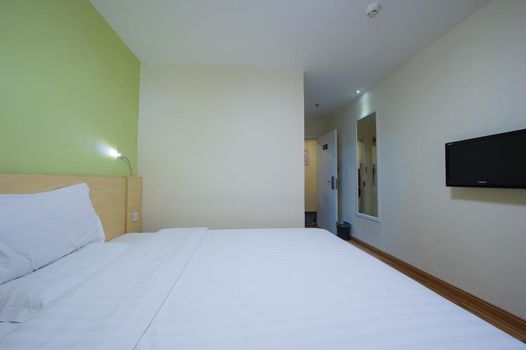 7Days Inn Beijing Liujiayao Station Exterior photo
